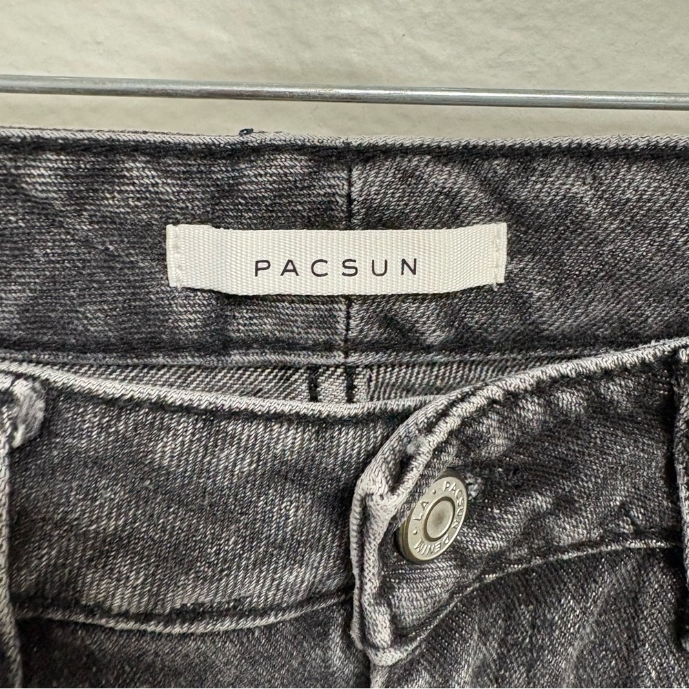 Pacsun Beverly Wash Denim Mom Jean High Rise Size 25 Faded Black Grunge 90's - Picture 5 of 10